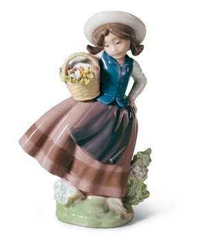 Sweet Scent Girl Figurine